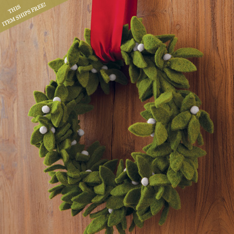 Felt Mistletoe Wreath