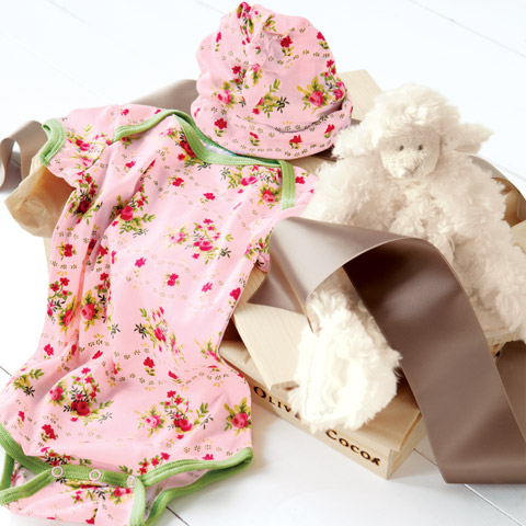 Tea Rose Lounger & Lamb Lovey